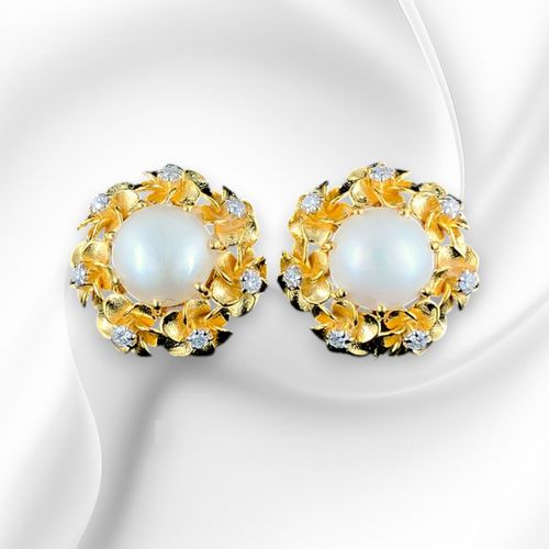 "BLOSSOM" Flower and Pearl with moissanite diamond earring